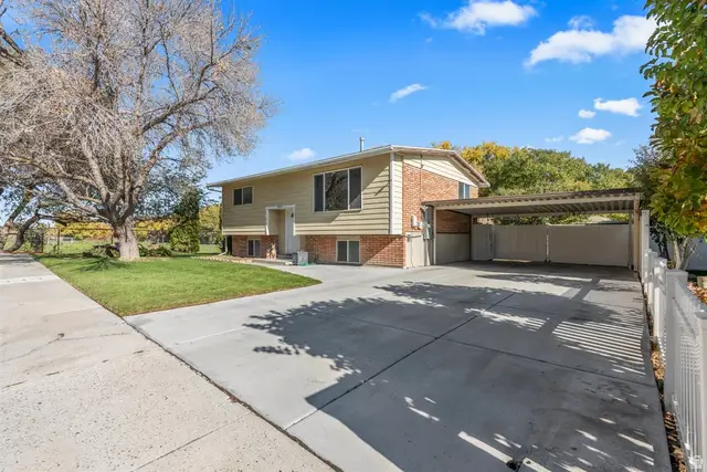 5809 S Hazelhurst Dr, Taylorsville, UT 84129 - Image #3