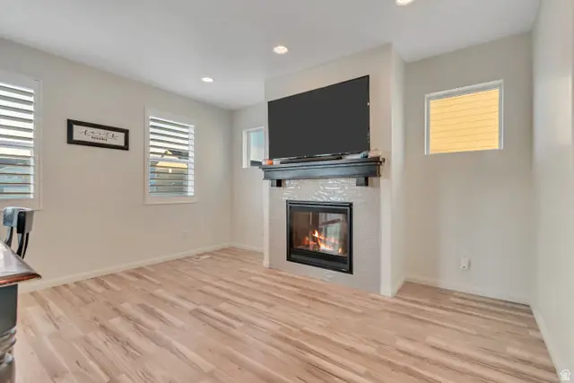 5073 N Folkstone Dr, Eagle Mountain, UT 84005 - #2