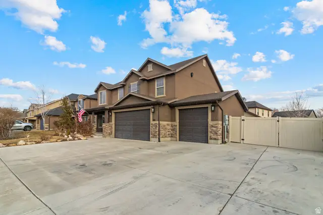 811 E Sandhill Ct, Lehi, UT 84043 - Image #2