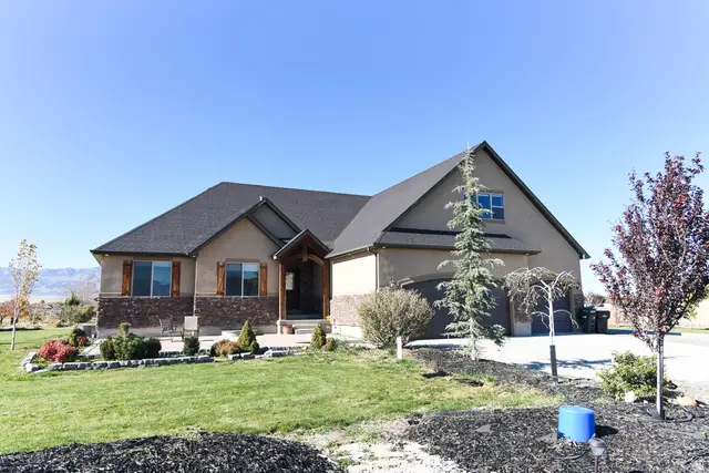 342 S Banister Ln, Grantsville, UT 84029 - Image #1