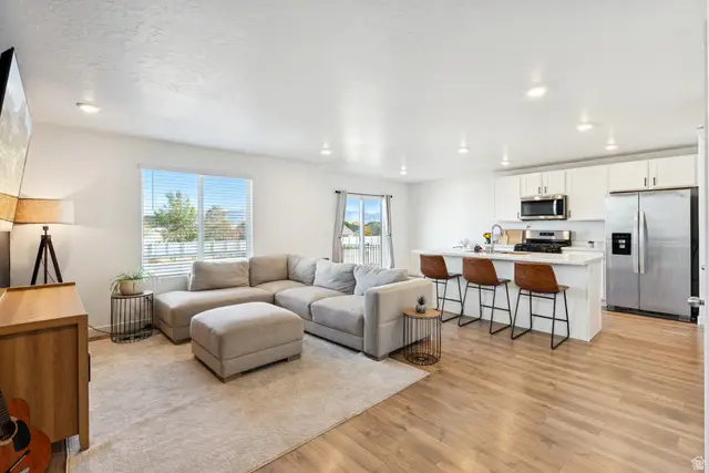 42 N Wayne Way W, Grantsville, UT 84029 - Image #1