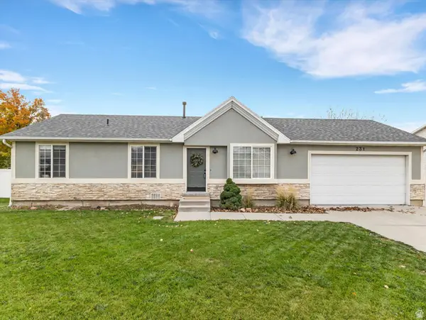 231 W Amanda Lynn Ln, Midvale, UT 84047