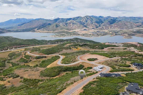 2042 E Wrangler Dr #19, Hideout, UT 84036