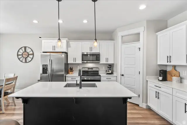 1538 W Piston Ln S, Bluffdale, UT 84065 - Image #2