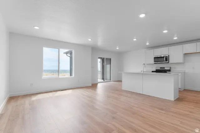 4426 N Buckstone Way #1086, Lehi, UT 84048 - Image #2