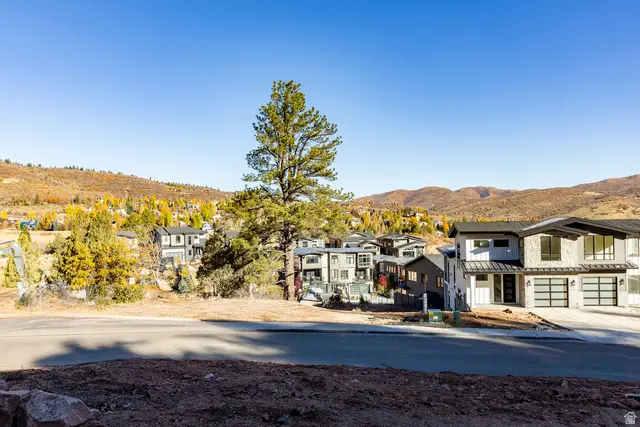 4069 W Crest Ct #306, Park City, UT 84098 - Image #2