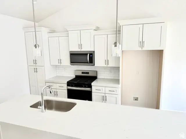 7331 S Seven Tree Ln W #84, Midvale, UT 84047 - Image #2