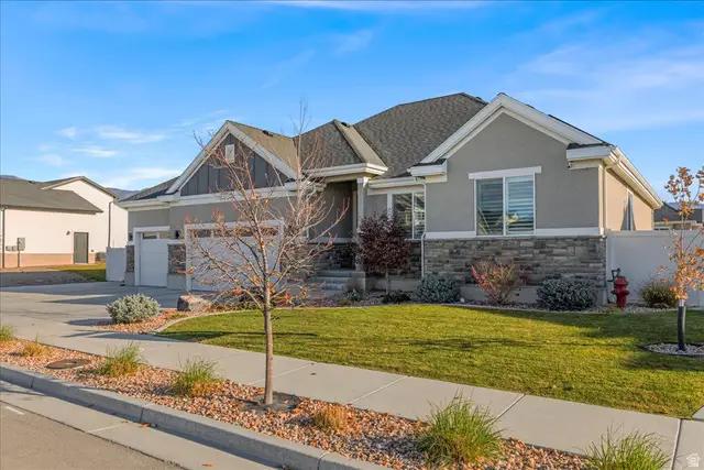 889 W Sagewood Dr, Stansbury Park, UT 84074 - Image #2