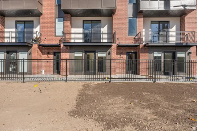 594 E Betsey Cv S #17, Salt Lake City, UT 84107 - Image #2