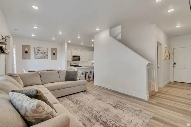 1698 N 840 W, Salem, UT 84653 - Image #2