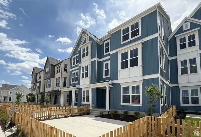 7043 W South Jordan Pkwy, South Jordan, UT 84009 - Image #1