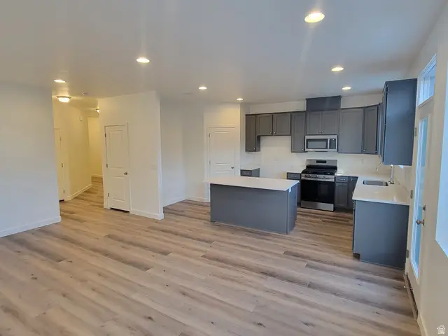 6813 S Mt Meek Dr #224, West Jordan, UT 84081 - Image #2