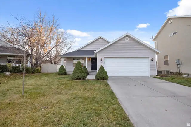 167 W Apple Ave N, Saratoga Springs, UT 84045 - #3