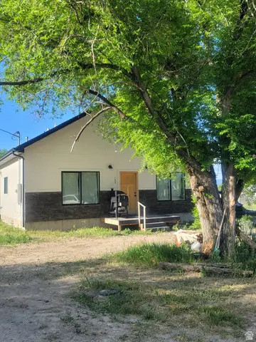 145 E Center, Wales, UT 84667