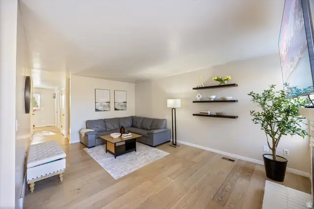 1077 E 8320 S, Sandy, UT 84094 - Image #3