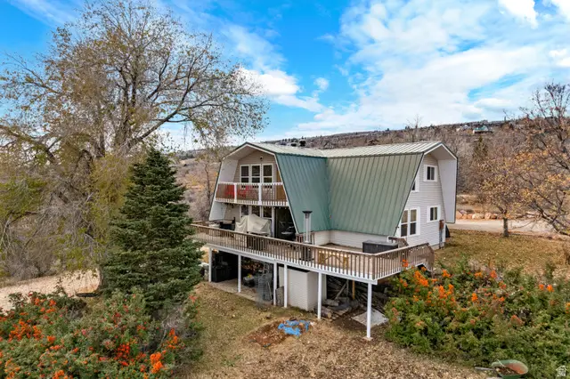 2256 S Valleyview Dr S, Garden City, UT 84028 - Image #1