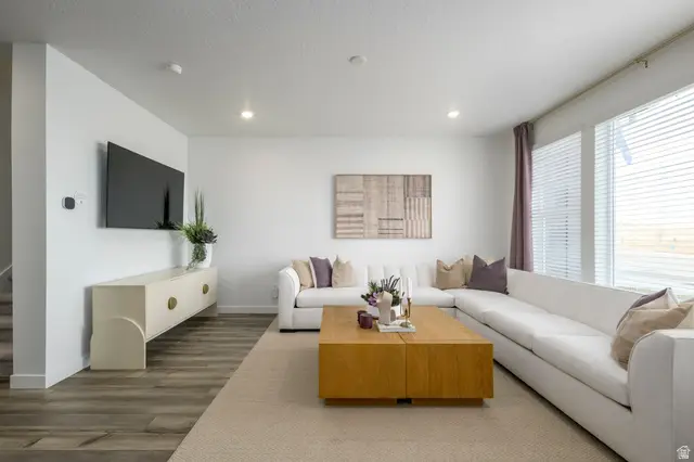 7561 S Opal Mountain Way S #305, West Jordan, UT 84081 - Image #3