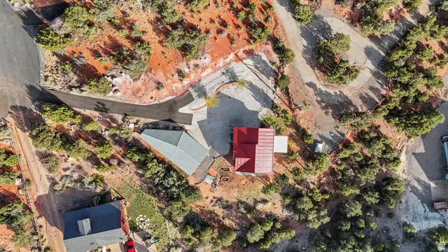 328 E Hillcrest Cir, Central, UT 84722 - #3