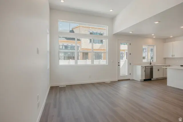 3070 N Summer Wood Dr #811, Eagle Mountain, UT 84005 - Image #3