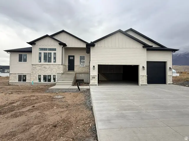 2452 W 3000 N, Farr West, UT 84404 - Image #1
