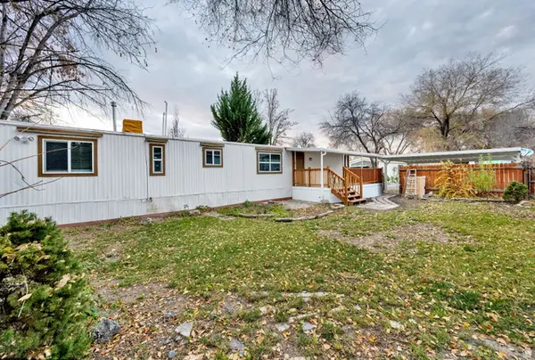 1200 E El Sendero Cir S, Salt Lake City, UT 84117