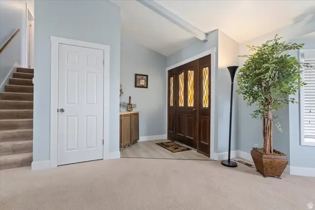 8931 S Quail Hollow Dr, Sandy, UT 84093 - Image #3