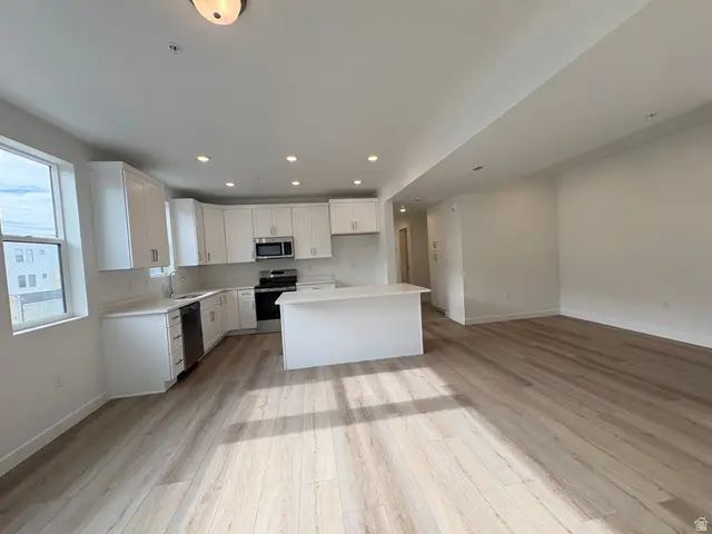 718 W Blue Magic Ln #203, Midvale, UT 84047 - Image #3