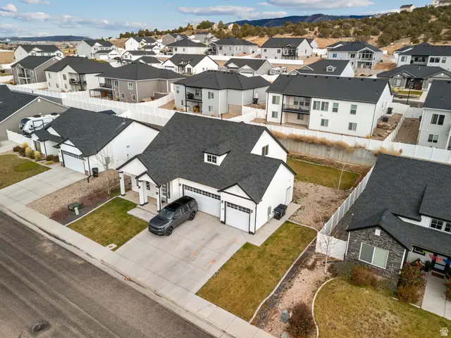 140 N Castle Dr, Cedar City, UT 84720 - Image #3