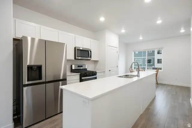 941 E Citadel Ln, Saratoga Springs, UT 84045 - Image #1