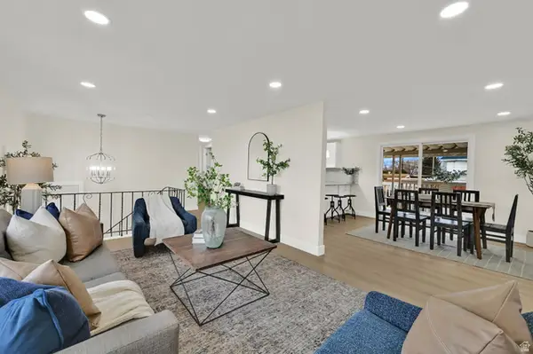 4220 S 2075 W, Roy, UT 84067