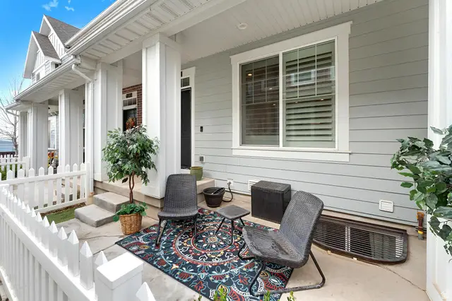 252 E Kirsten Ln N, North Salt Lake, UT 84054 - Image #1