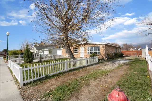 954 W 630 N #34,, Orem, UT 84057 - Image #2