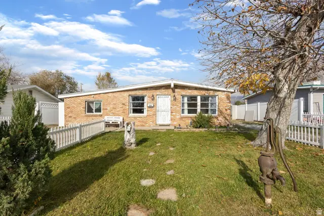 954 W 630 N #34,, Orem, UT 84057 - Image #3