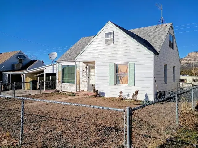 333 Denver Ave, East Carbon, UT 84520 - Image #1