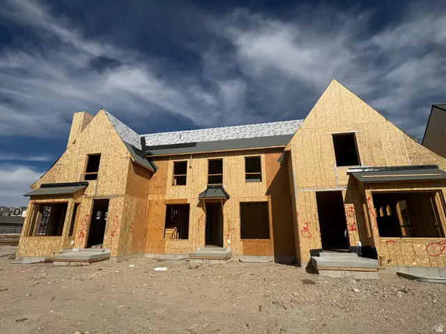 5632 W Hawthorn Ln #9, Herriman, UT 84096 - Image #1