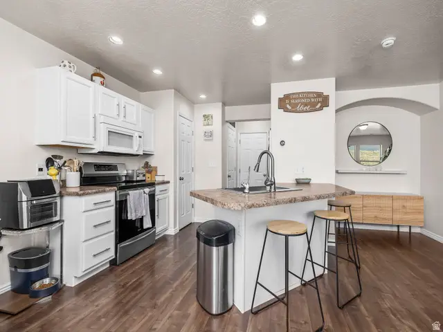 1222 Firefly Dr, Spanish Fork, UT 84660 - Image #2