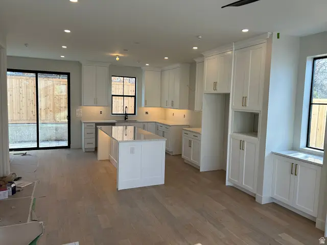 571 S Mcclelland St, Salt Lake City, UT 84102 - Image #3