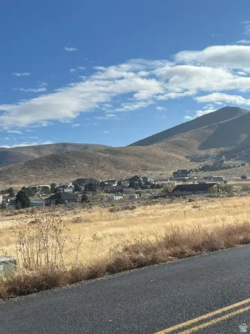 7364 W Rose Creek Ln, Herriman, UT 84096 - Image #2