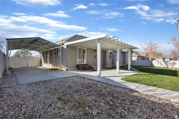 1958 N 2750 W, Clinton, UT 84015