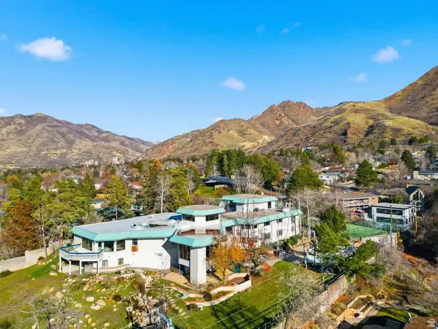 2790 E Lancaster Dr S, Salt Lake City, UT 84108 - Image #1