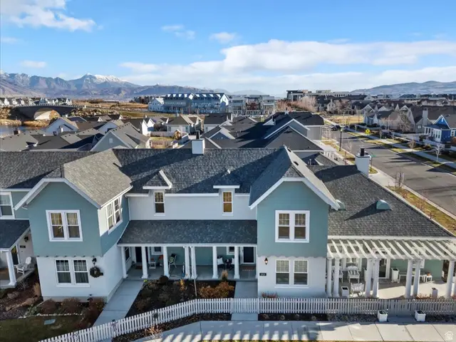 11021 S Kestrel Rise Rd, South Jordan, UT 84009 - Image #2