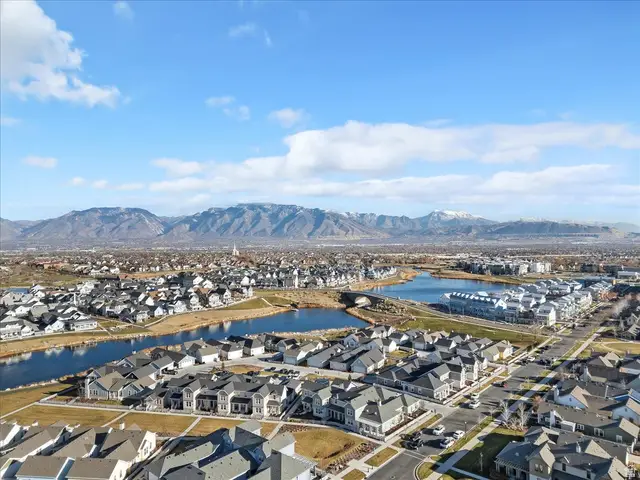 11021 S Kestrel Rise Rd, South Jordan, UT 84009 - Image #3