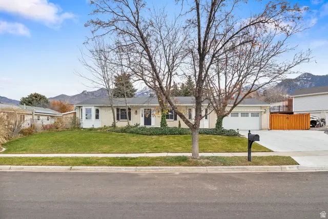 9451 S Fox Cir, Sandy, UT 84092 - Image #2