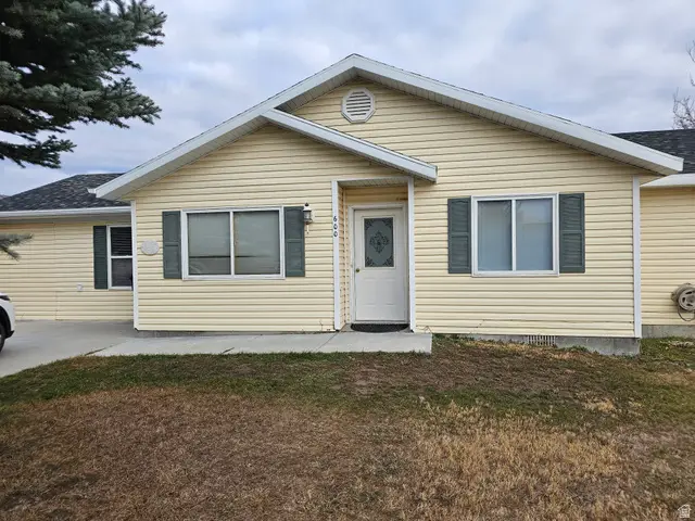 600 W Canyon Ln, Ferron, UT 84523 - Image #1