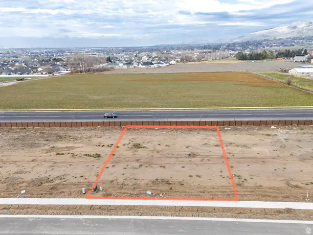 667 E 2475 N #8, North Logan, UT 84341 - Image #3