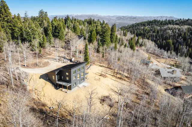 1065 Beaver Cir W, Coalville, UT 84017 - Image #2