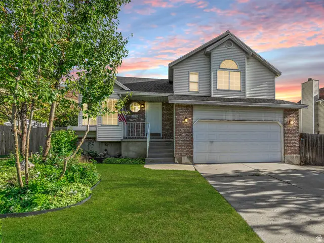 1289 S Cannon Dr, Farmington, UT 84025 - Image #1