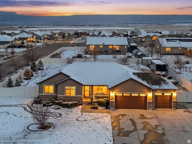 609 Bronco Ct, Grantsville, UT 84029 - Image #3