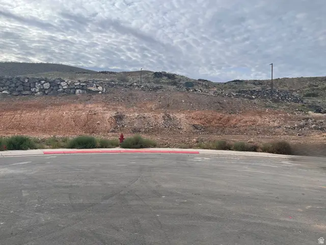 430 S 2250 W #26, Hurricane, UT 84737 - Image #2