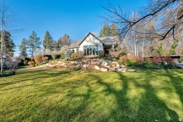 4999 S Fairbrook Ln, Holladay, UT 84117 - #3